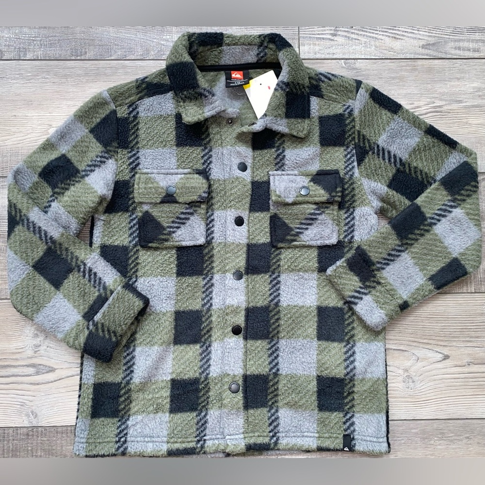 NWT Quiksilver Fleece Shacket Jacket Coat Gray Black Sage Plaid Snap Boy’s 7 8